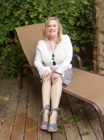 Suzanne Helms Photo 23