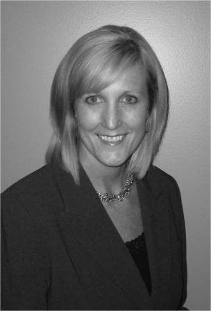 Sarah Hutchinson Photo 1