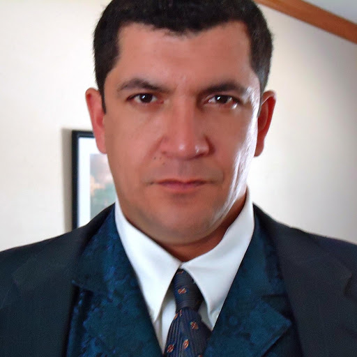 Richard Aguilar Photo 49