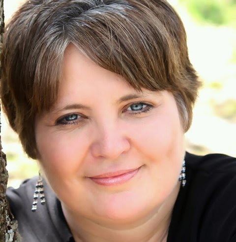 Michele Wood Photo 40