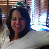 Cindy Hogan Photo 11
