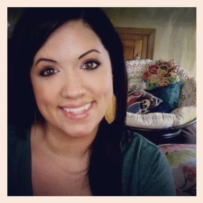 Kimberly Arnold Photo 33