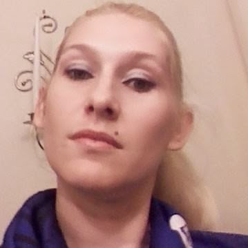 Virginia Ellis Photo 19
