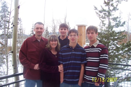 Lori Hayes Photo 2
