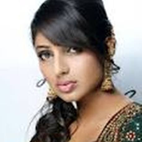 Joyce Gee Photo 7