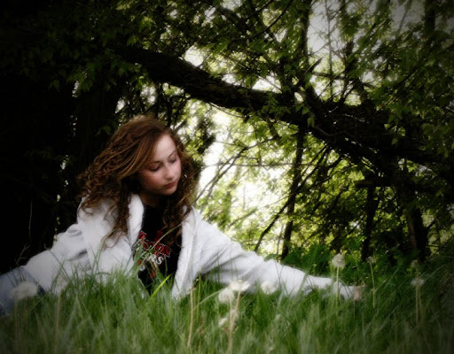 Victoria Floyd Photo 38