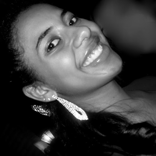 Jennifer Andrade Photo 34