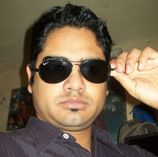 Miguel Robles Photo 23