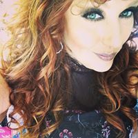 Angela Hopkins Photo 11