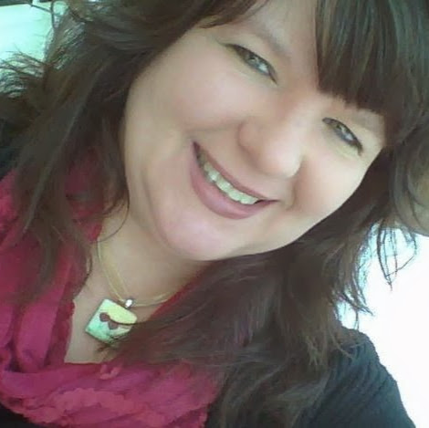 Jennifer Niles Photo 40