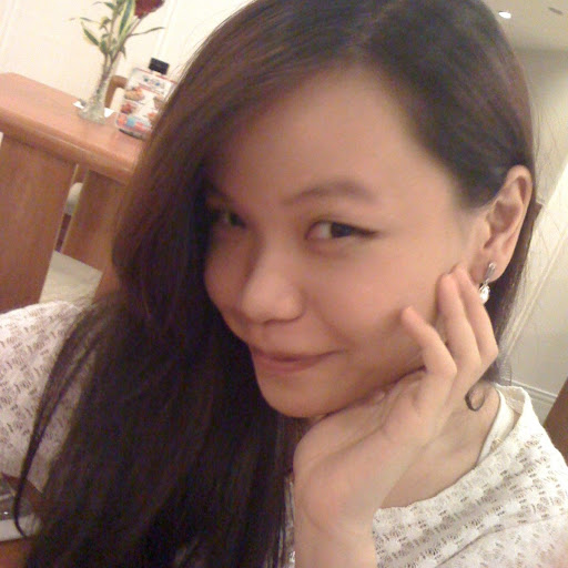 Jennifer Ong Photo 35
