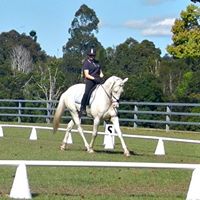 Lucy Hicks Photo 22