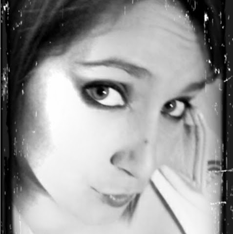 Megan Dickson Photo 11