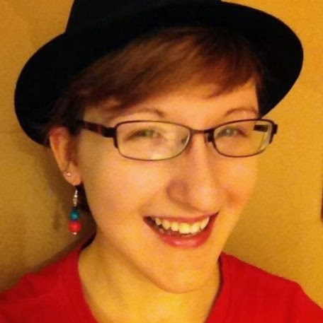 Danielle Schultz Photo 8