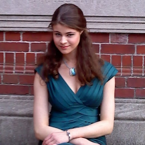 Elizabeth Powers Photo 8
