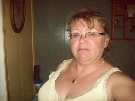 Lisa Sargent Photo 29
