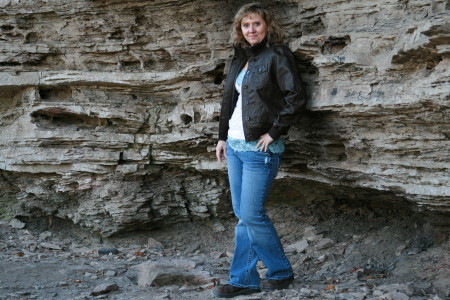 Annette Nichols Photo 27