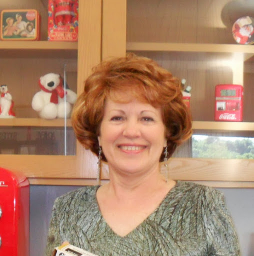 Vickie Cummings Photo 17