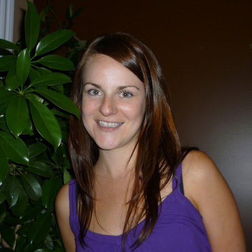 Julie Perreault Photo 13