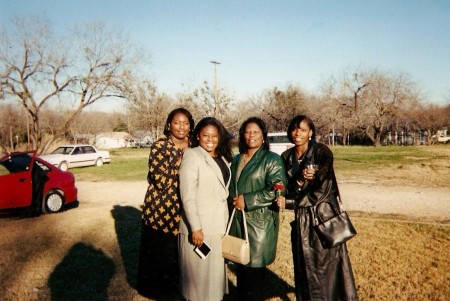 Marilyn Garrett Photo 4