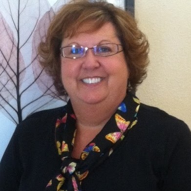 Michele Schultz Photo 34