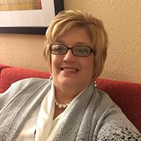 Lori Clarke Photo 33