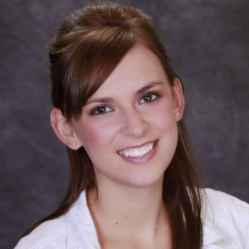 Danielle Heath Photo 37