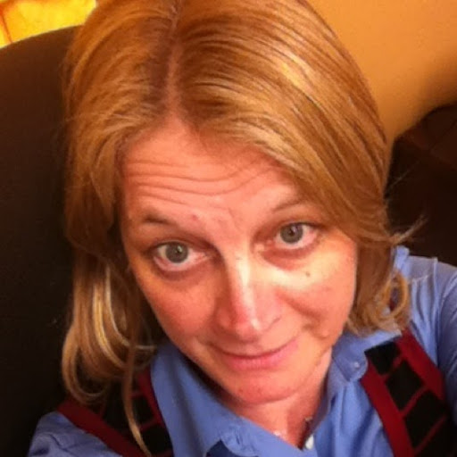 Melanie Saunders Photo 41