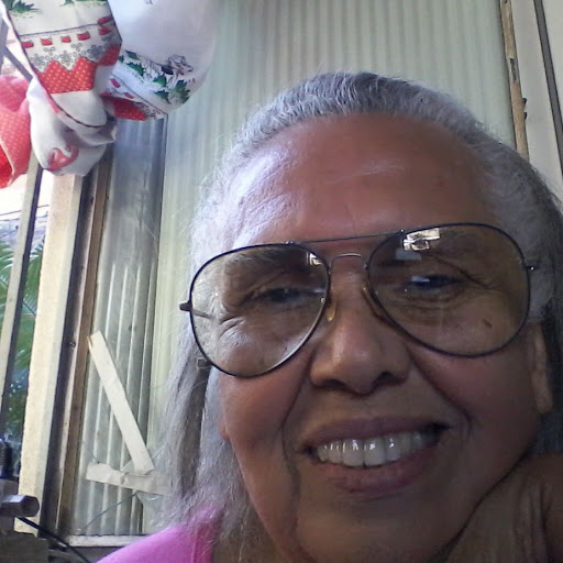 Ruth Gomes Photo 32