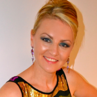 Melissa Hawkins Photo 34