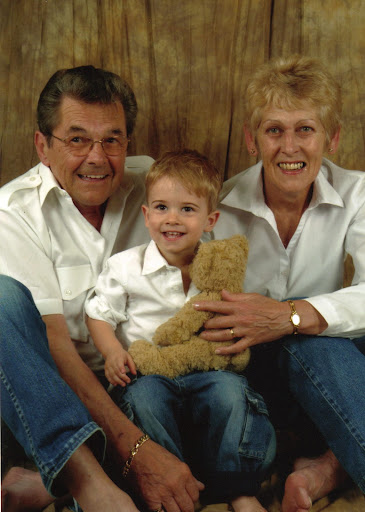Carole Shaw Photo 10