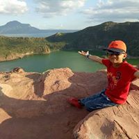 Xavier Reyes Photo 17