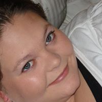 Heather Light Photo 16