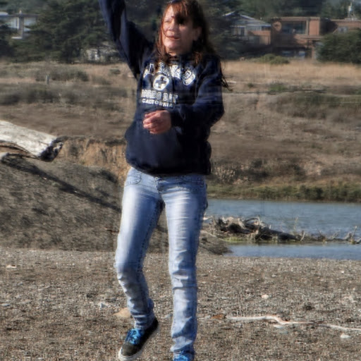 Julia Haas Photo 11