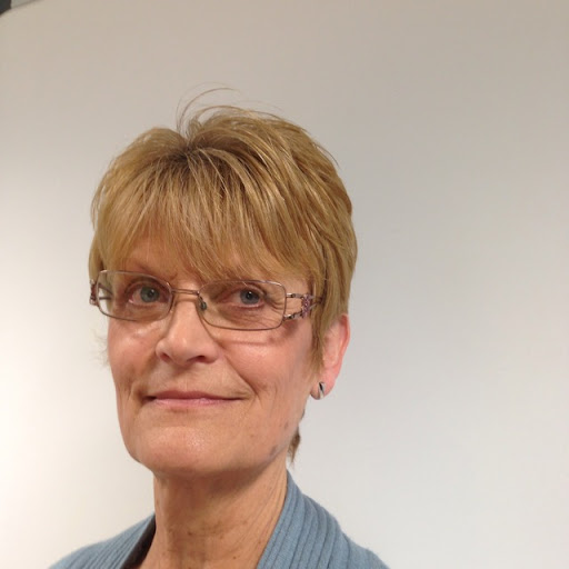 Eileen Cook Photo 5
