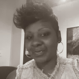 Yolanda Walton Photo 27