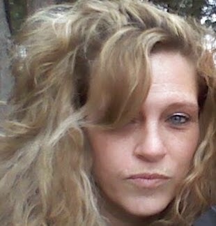Julie Glass Photo 28