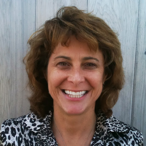 Julia Stuart Photo 22