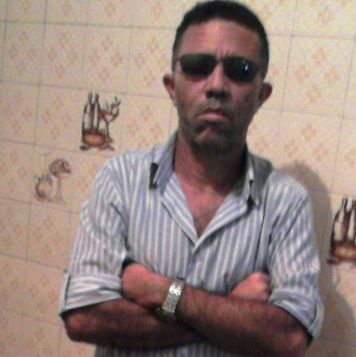 Dionisio Castro Photo 15