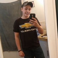 Hunter Kennedy Photo 17