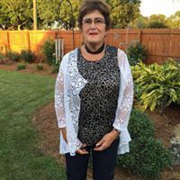 Dolores Thomas Photo 16