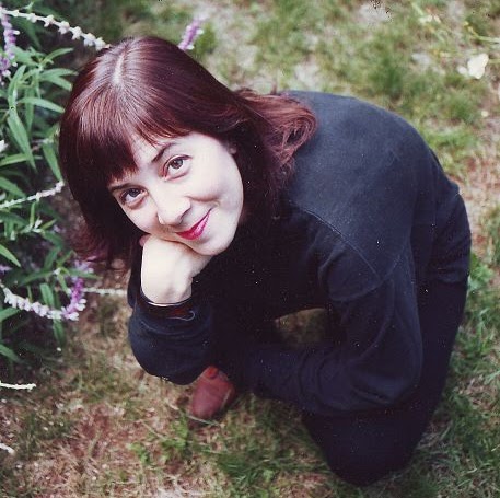 Julie House Photo 32