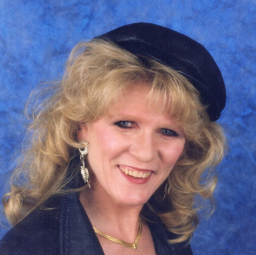 Bobbie Spaulding Photo 10