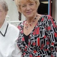 Gloria Lyons Photo 34