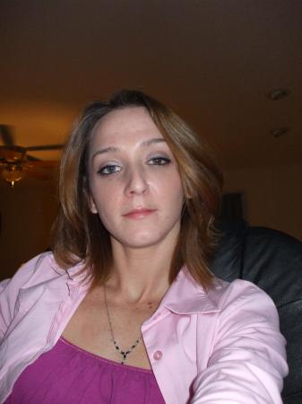 Kelly Logan Photo 8