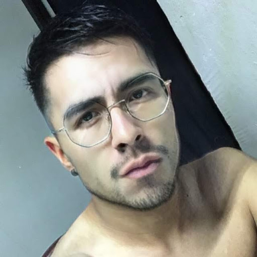Angel Robles Photo 12