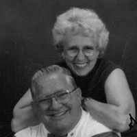 Lyle Cook Photo 30
