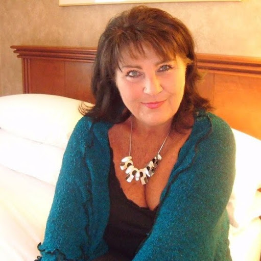 Lynn Allison Photo 40