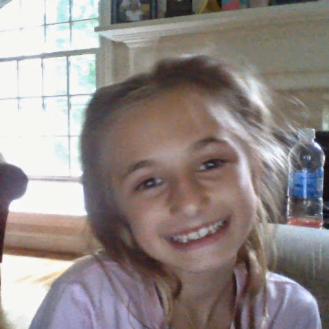 Avery Moore Photo 15
