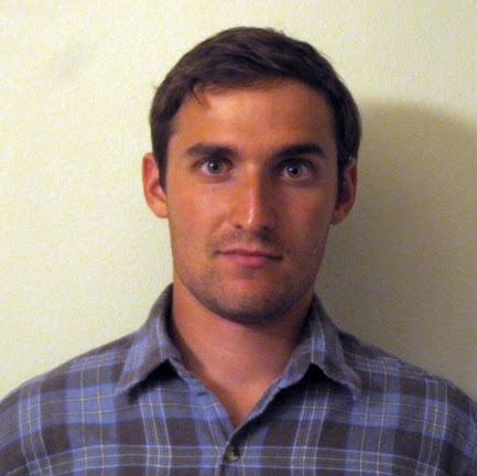 Adam Levine Photo 27